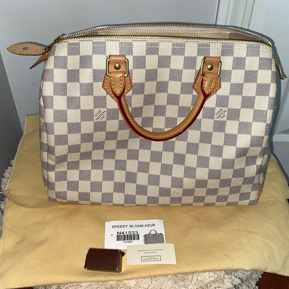 *SOLD* Authentic Louis Vuitton Speedy 30